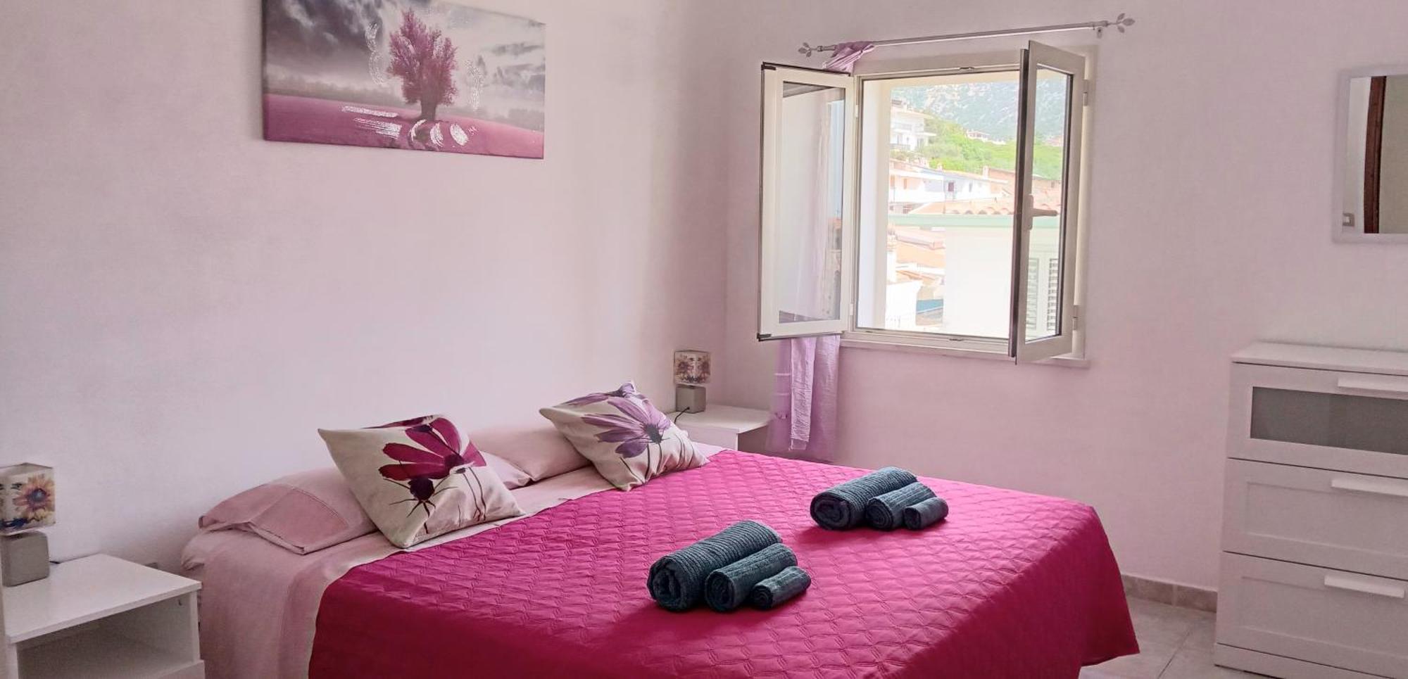 Casa Rosa Apartment Cala Gonone Bagian luar foto