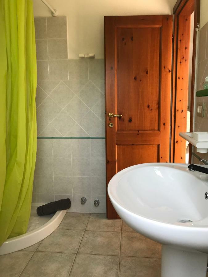 Casa Rosa Apartment Cala Gonone Bagian luar foto